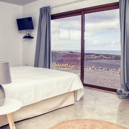 Casa De La Nobleza Guest House Тинахо Екстериор снимка