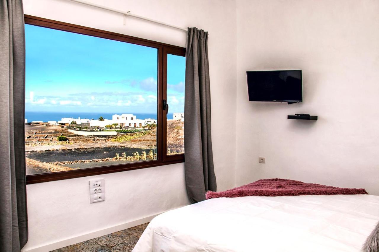 Casa De La Nobleza Guest House Тинахо Екстериор снимка