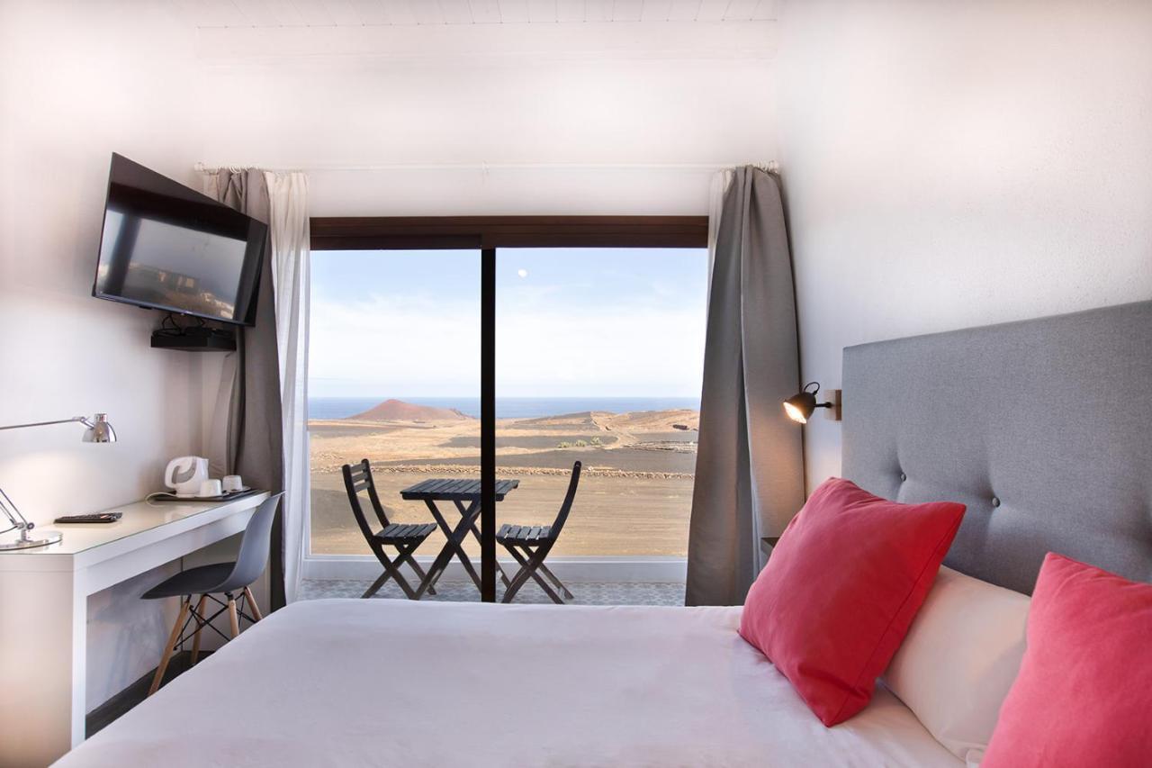 Casa De La Nobleza Guest House Тинахо Екстериор снимка