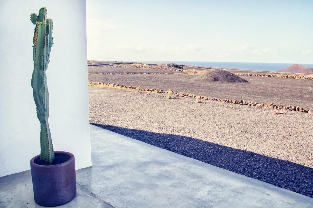 Casa De La Nobleza Guest House Тинахо Екстериор снимка