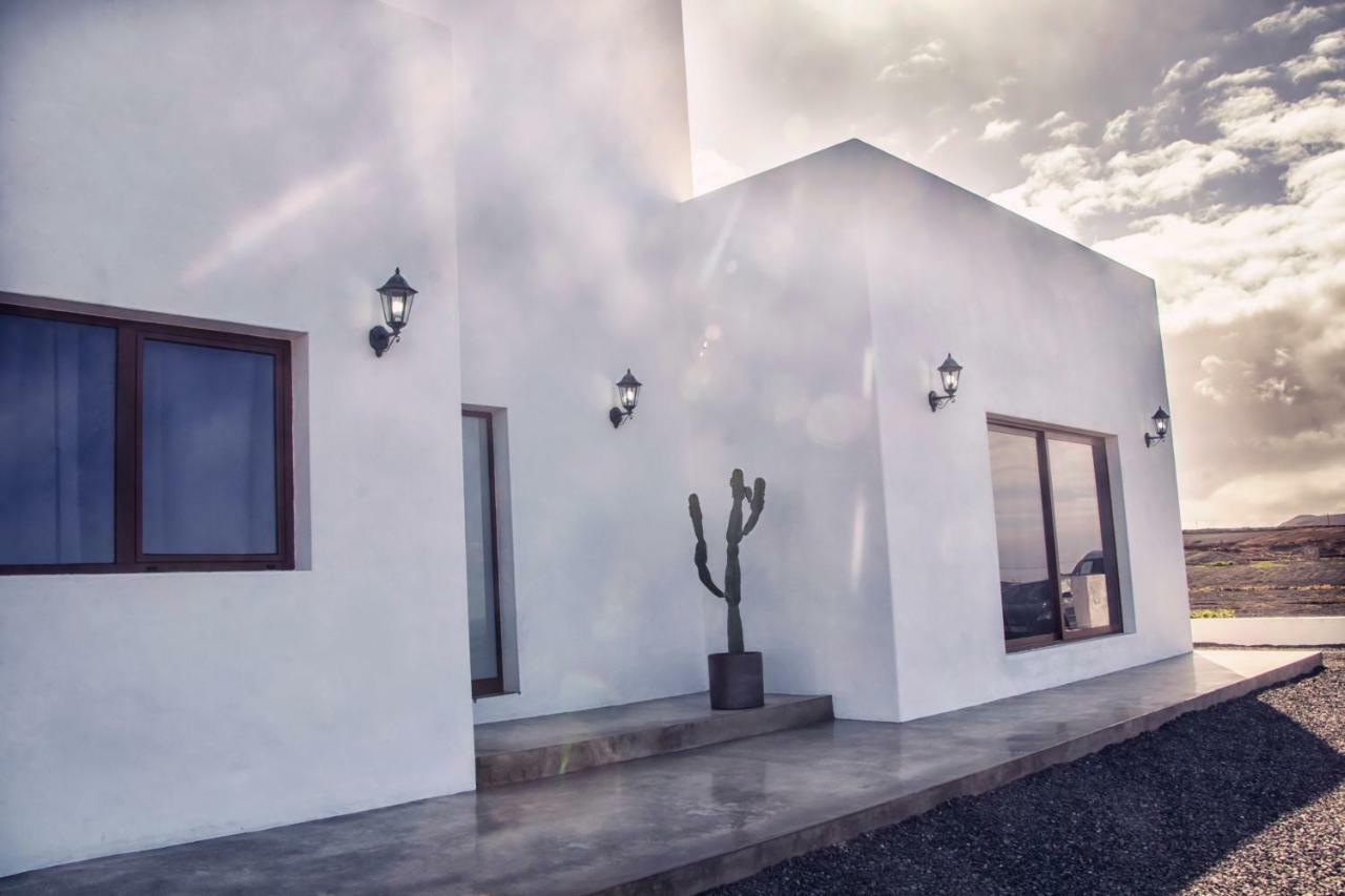 Casa De La Nobleza Guest House Тинахо Екстериор снимка